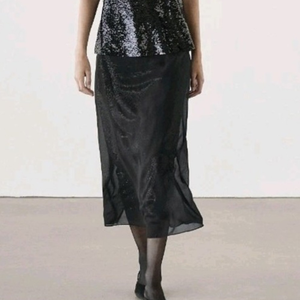 Massimo Dutti Stunning Sequin Skirt with Overlay - Picture 2 of 7